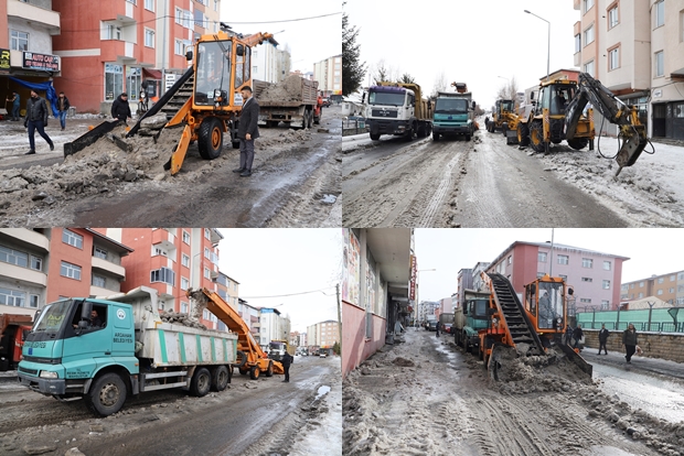 BELEDİYE EKİPLERİ’NİN KARLA MÜCADELE MESAİSİ SÜRÜYOR