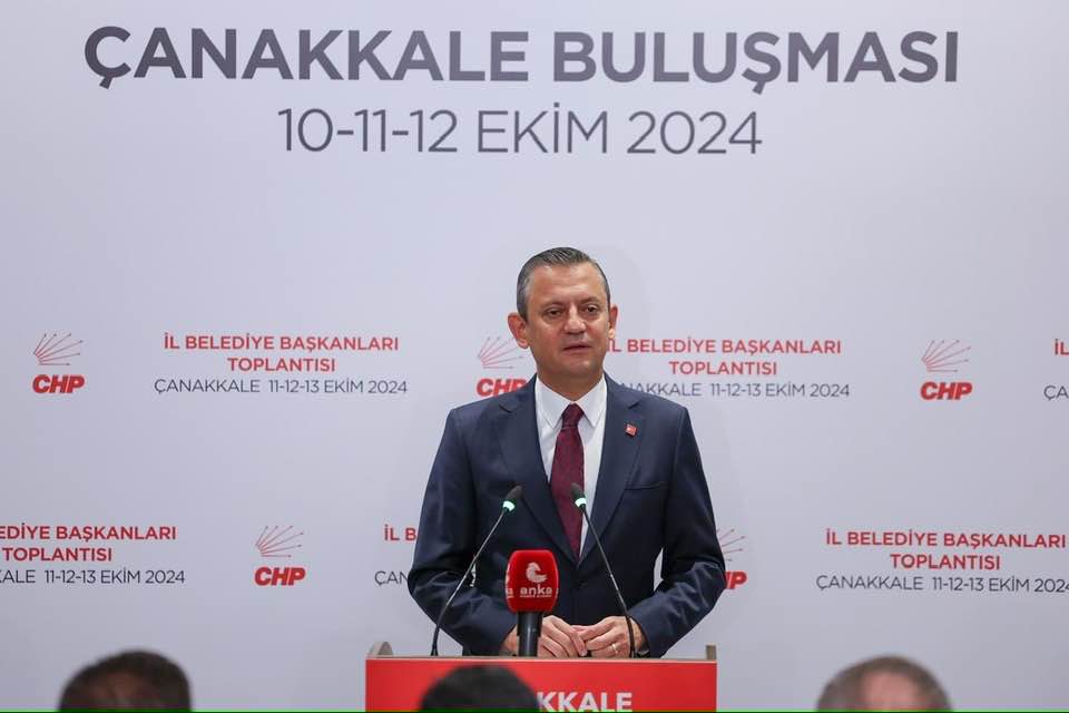 BAŞKAN DEMİR, ÇANAKKALE’DEKİ CHP İL BELEDİYE BAŞKANLARI ÇALIŞTAYINA KATILDI